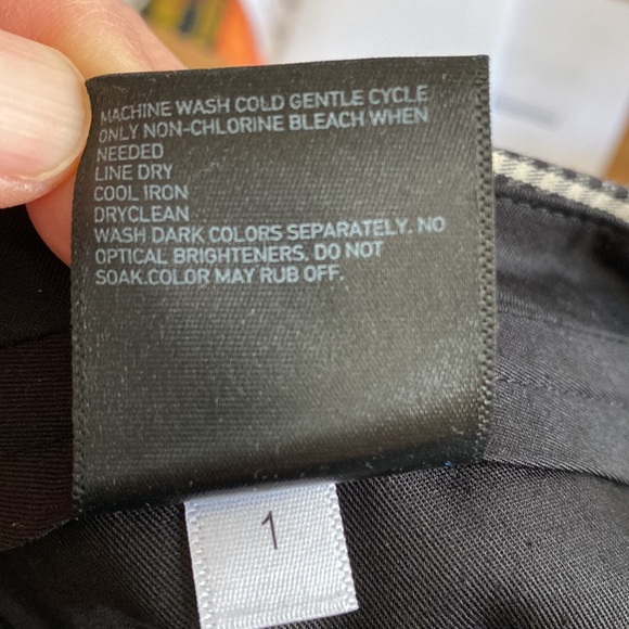 Uniqlo black and white checkered pants/slacks - Picture 10 of 10